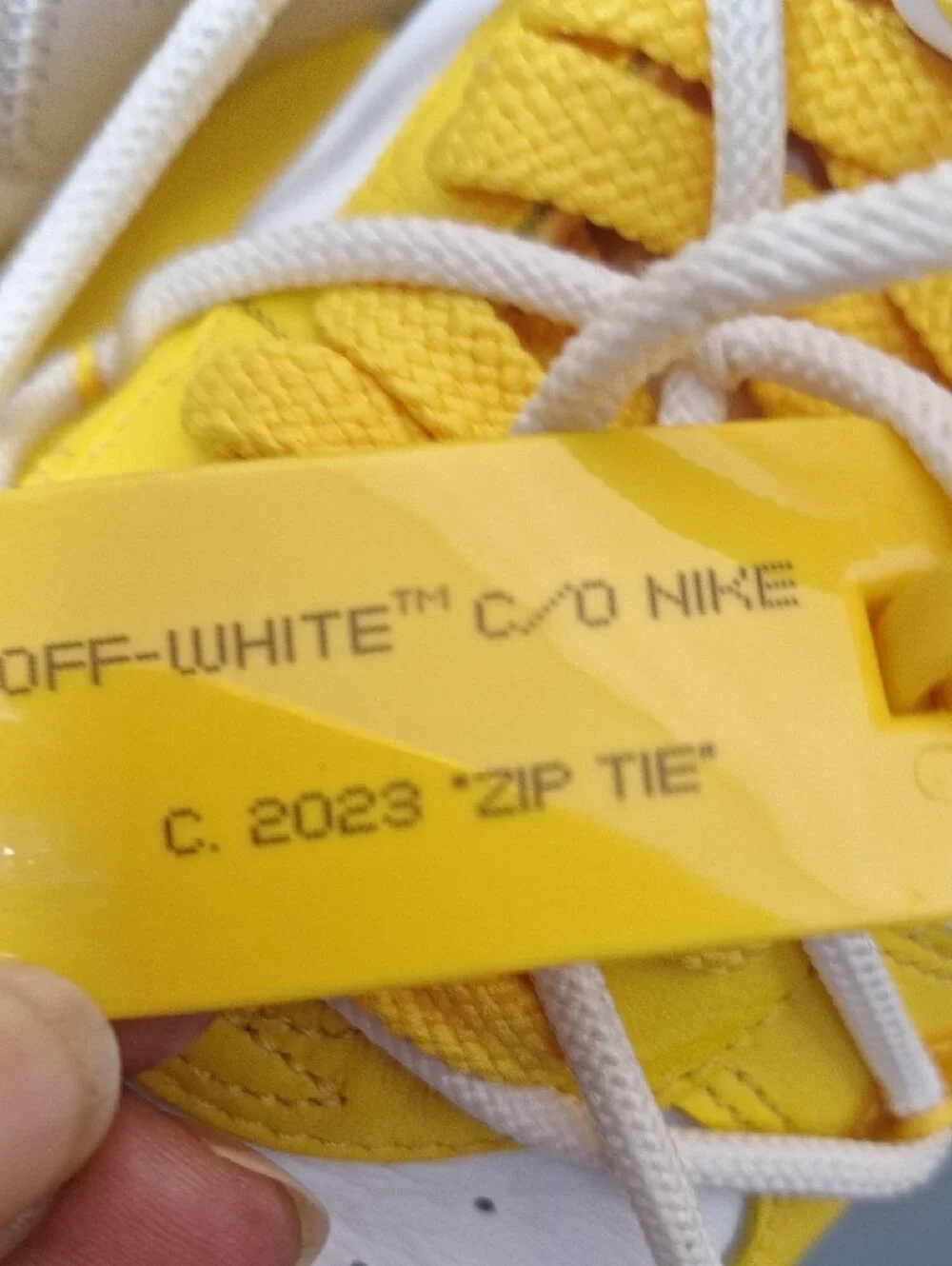 Nike Kids High-Top Sneakers in Yellow & White